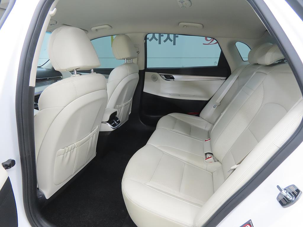 HYUNDAI Grandeur - Vista 6