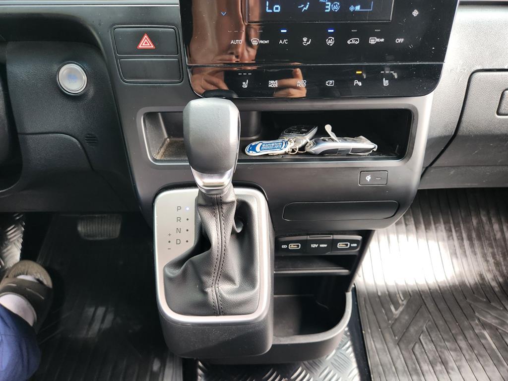 HYUNDAI Staria 2023 Negro - Importación desde Corea - HF Imports Iquique - Foto 15