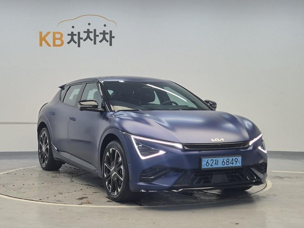 KIA EV6 - Vista 4