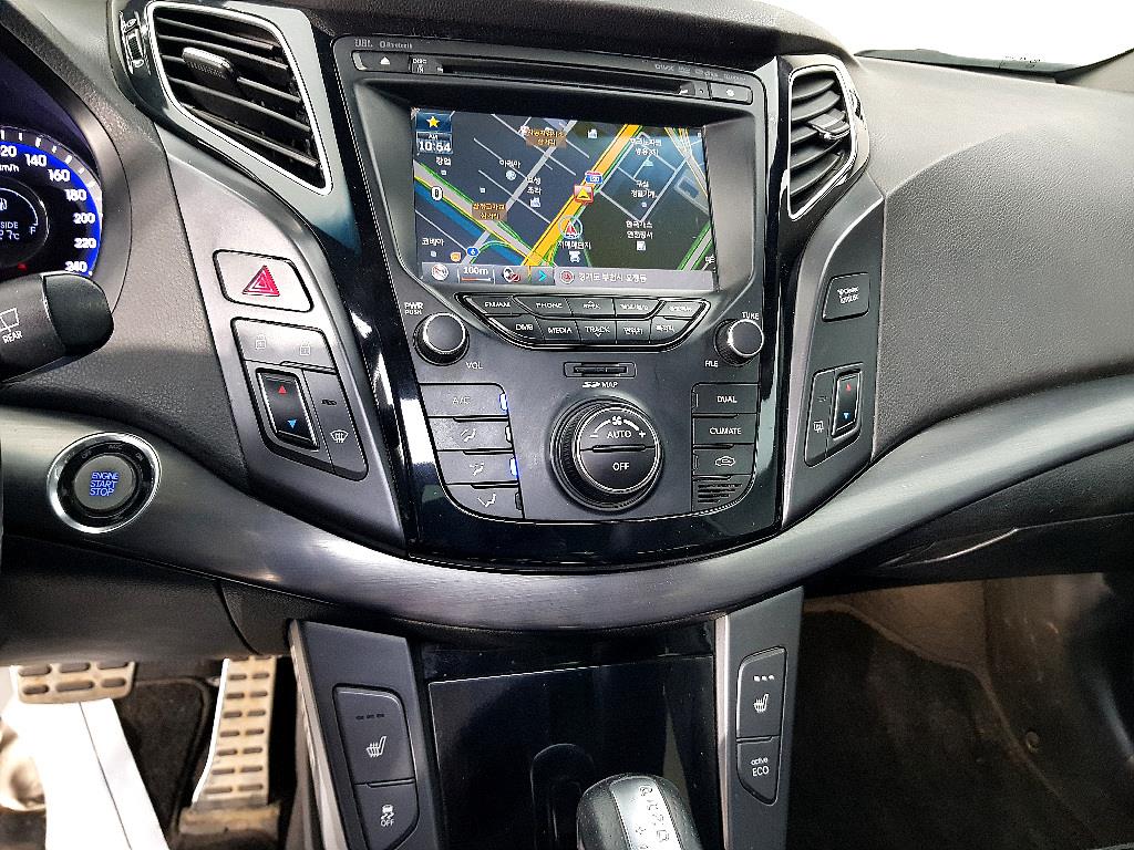 HYUNDAI i40 - Vista 11