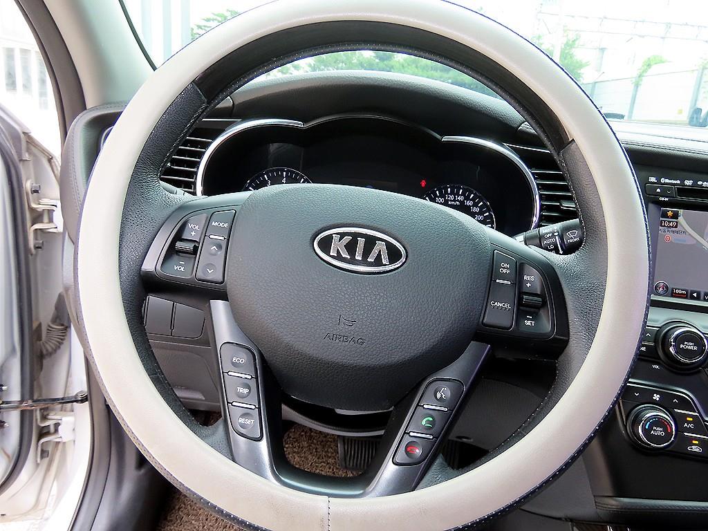 KIA K5 - Vista 8