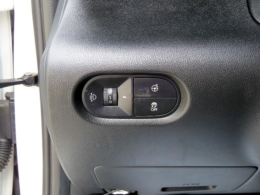 HYUNDAI Casper - Vista 12