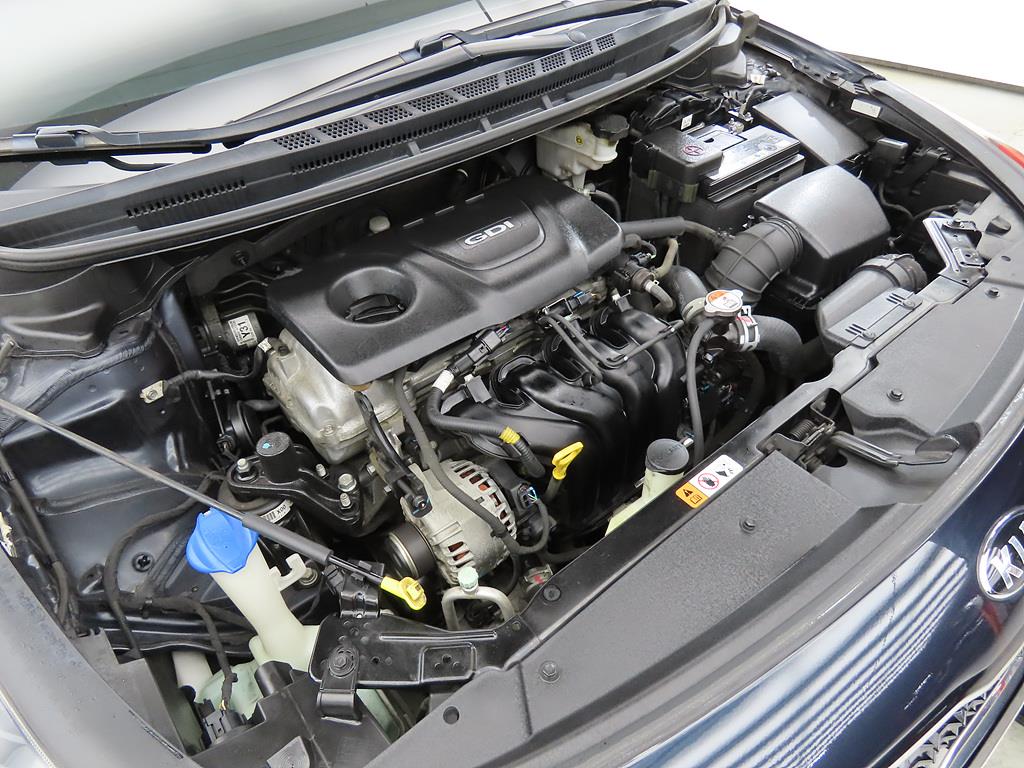 KIA K3 2015 Azul - Importación desde Corea - HF Imports Iquique - Foto 17
