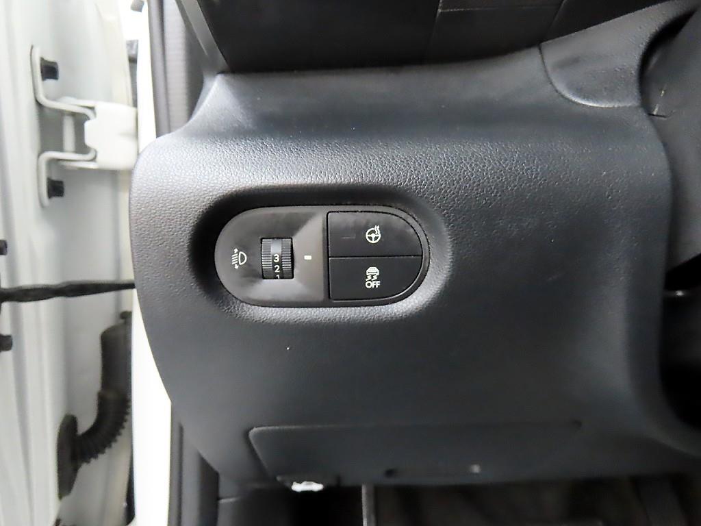 HYUNDAI Casper - Vista 12