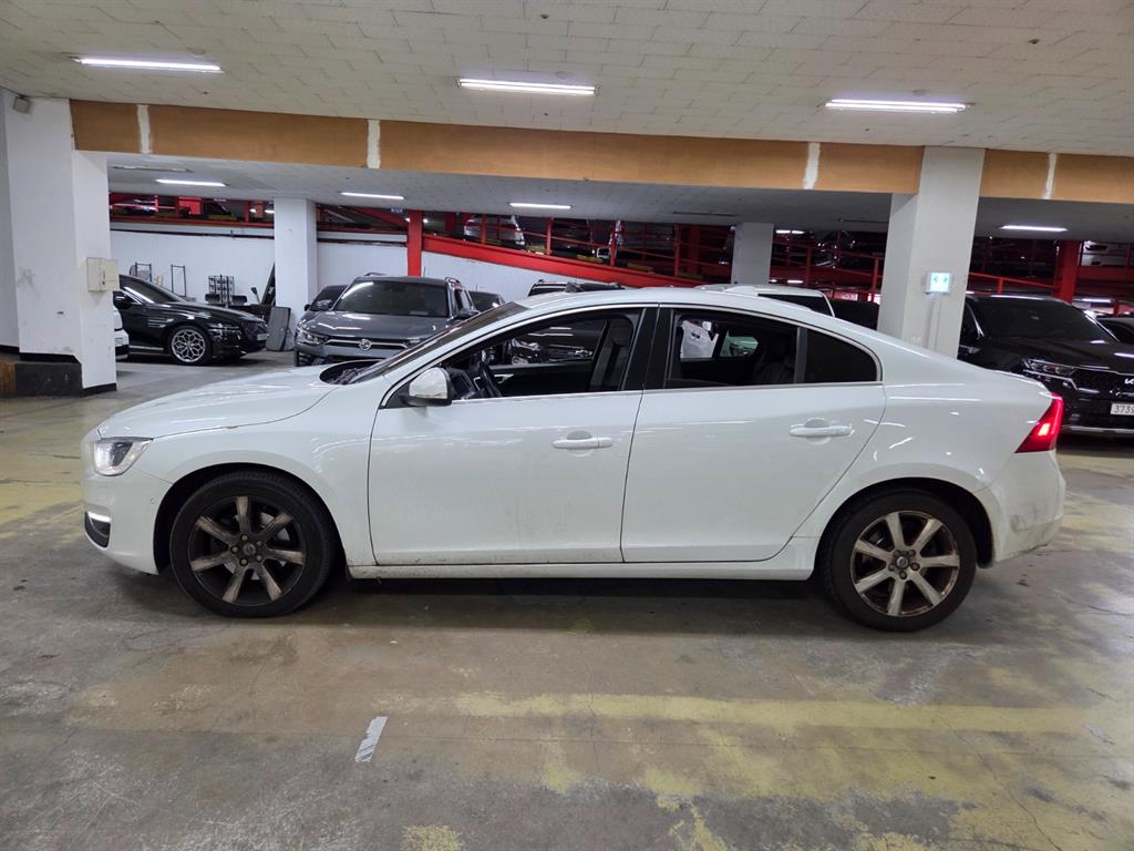 Volvo S60 - Vista 3
