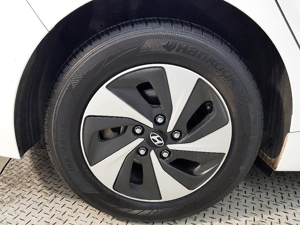 HYUNDAI Ioniq 2016 Blanco - Importación desde Corea - HF Imports Iquique - Foto 20