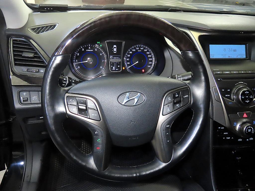 HYUNDAI Grandeur - Vista 8