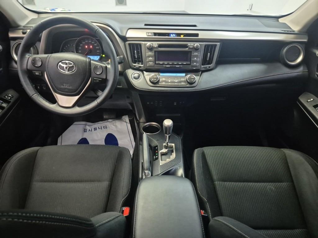 Toyota RAV4 - Vista 7