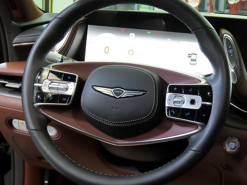 Genesis G90 - Vista 8