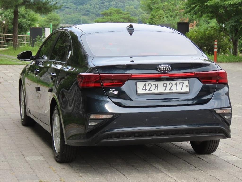 KIA K3 - Vista 4