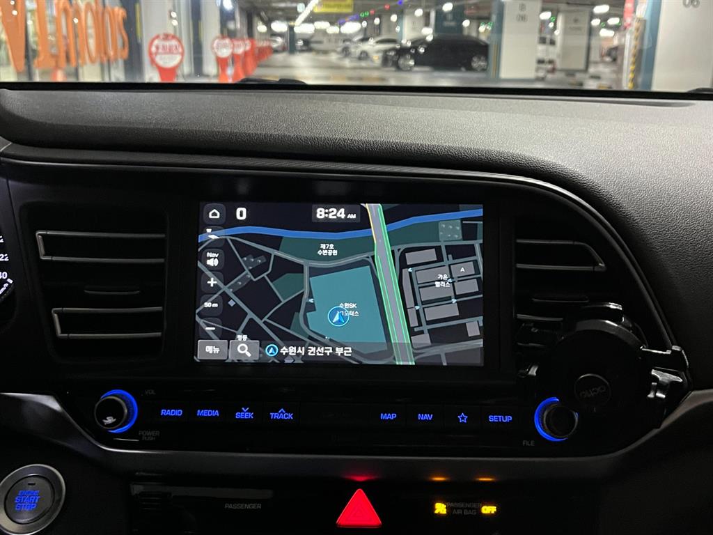HYUNDAI Avante - Vista 8