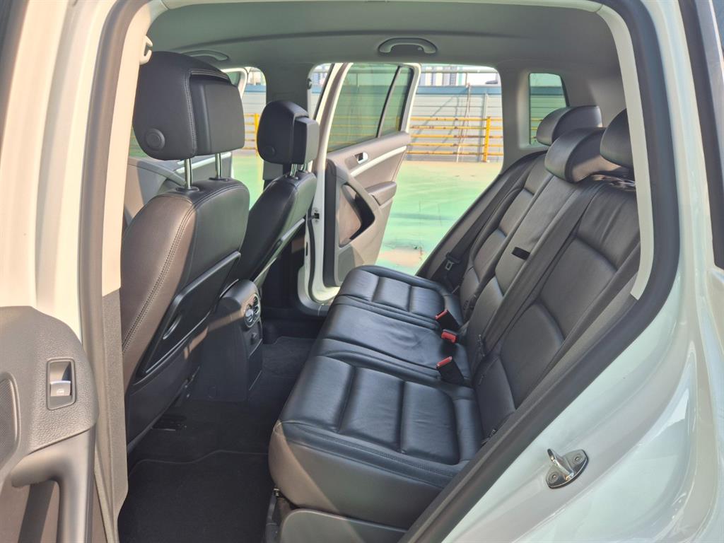 Volkswagen Tiguan - Vista 7