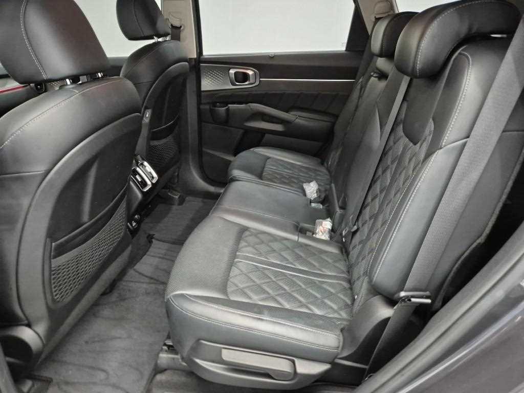 KIA Sorento - Vista 12