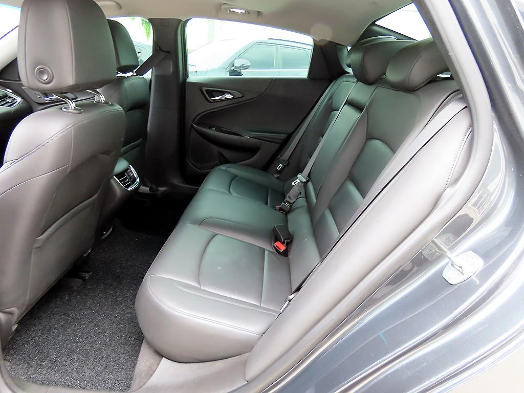Chevrolet Malibu - Vista 6