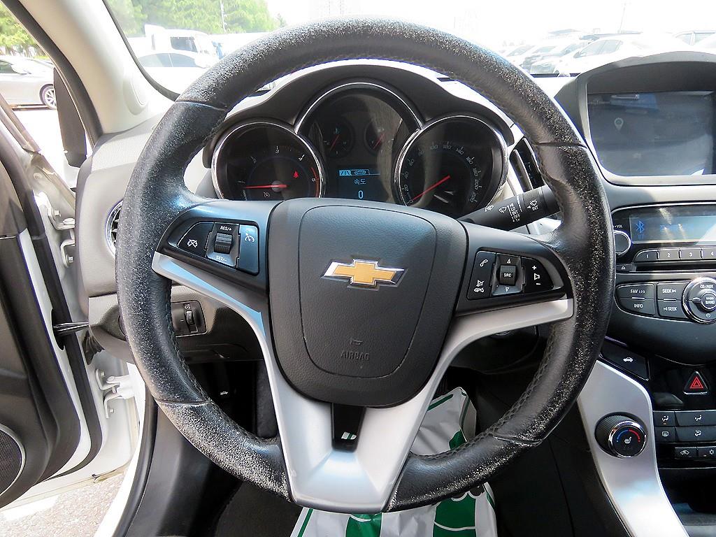 Chevrolet Cruise - Vista 9