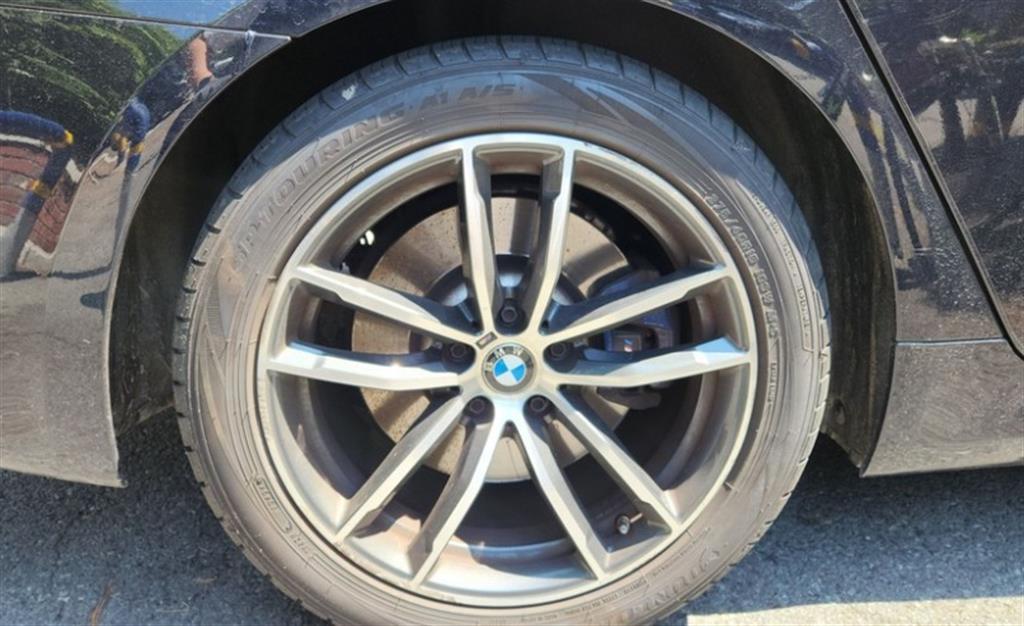 BMW 5 Series - Vista 8