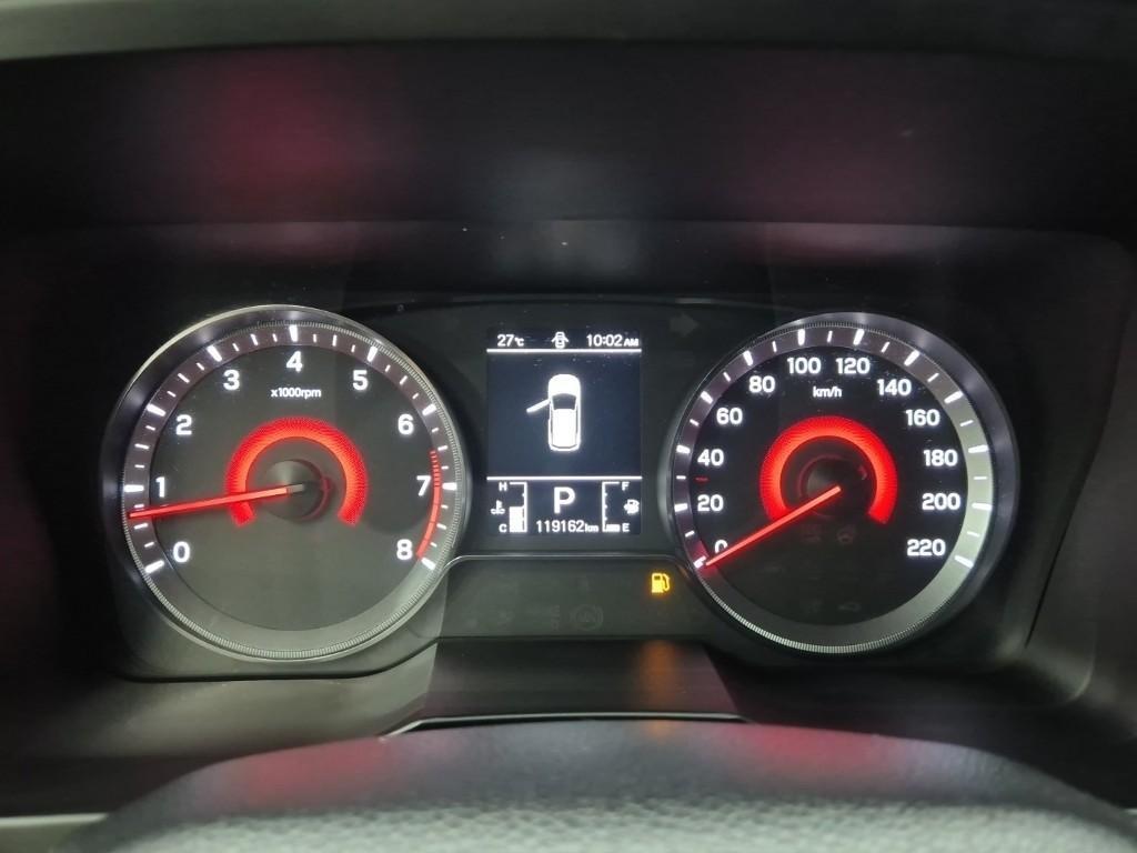Ssangyong Tivoli - Vista 6