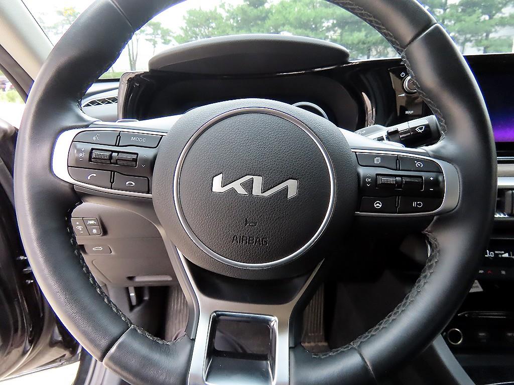 KIA K5 - Vista 8