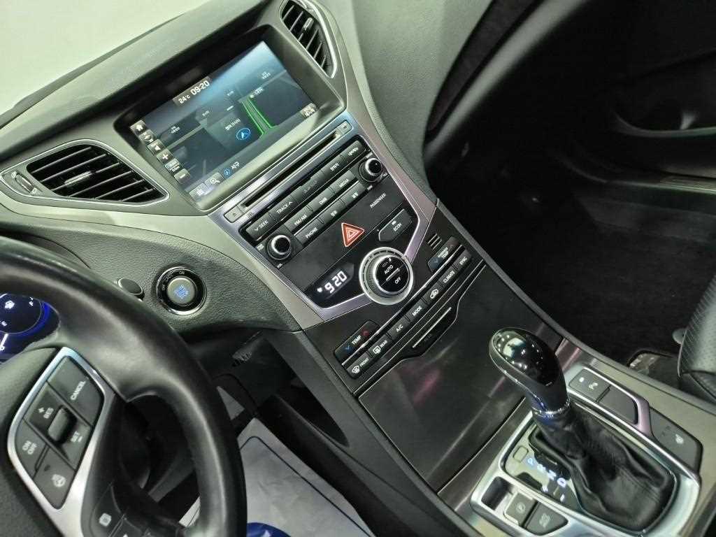 HYUNDAI Grandeur - Vista 10