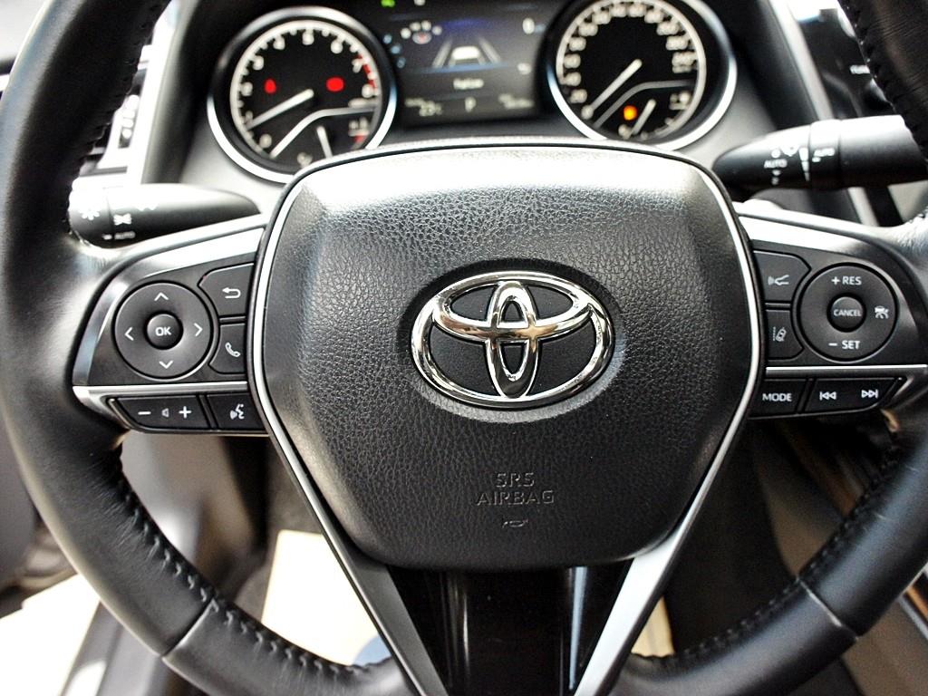 Toyota Camry - Vista 8
