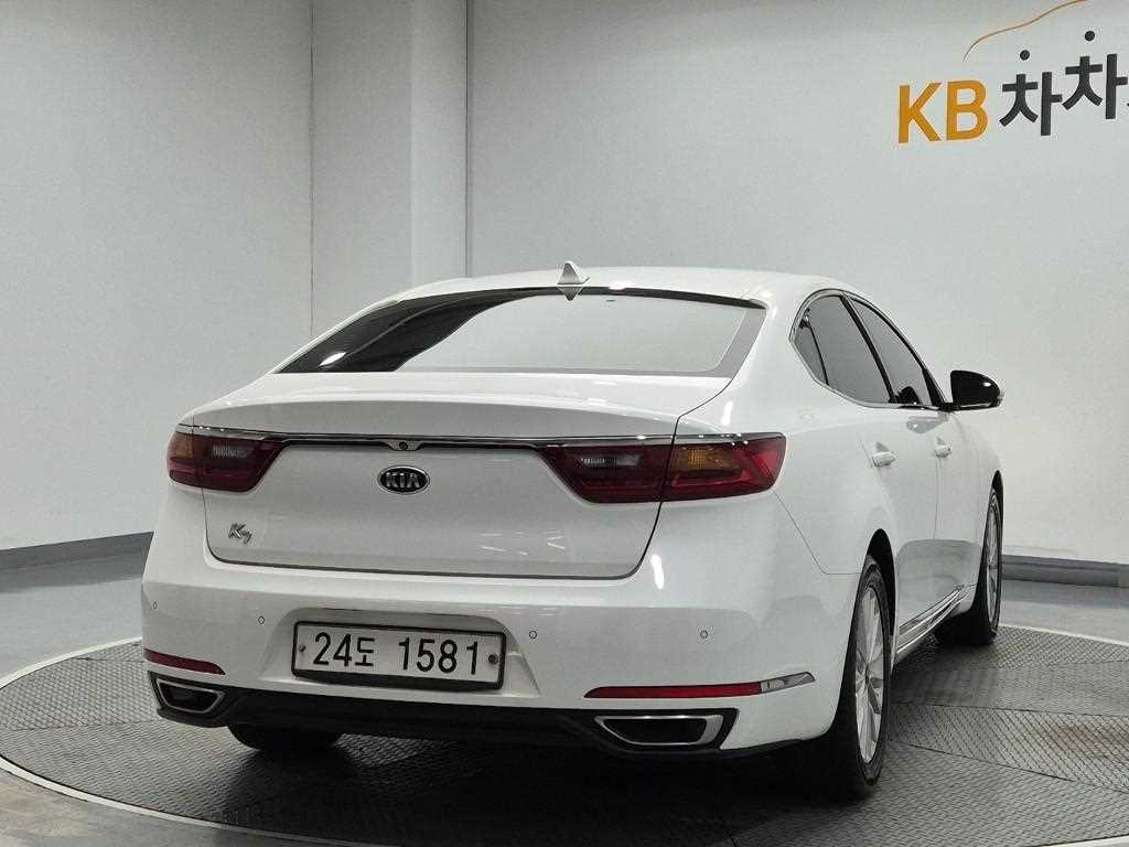 KIA K7 - Vista 3