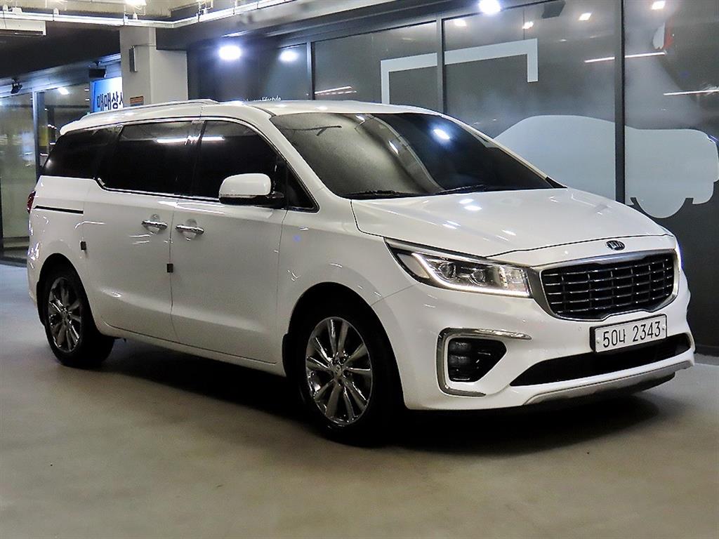 KIA Carnival 2019 Blanco - Importación desde Corea - HF Imports Iquique - Foto 1