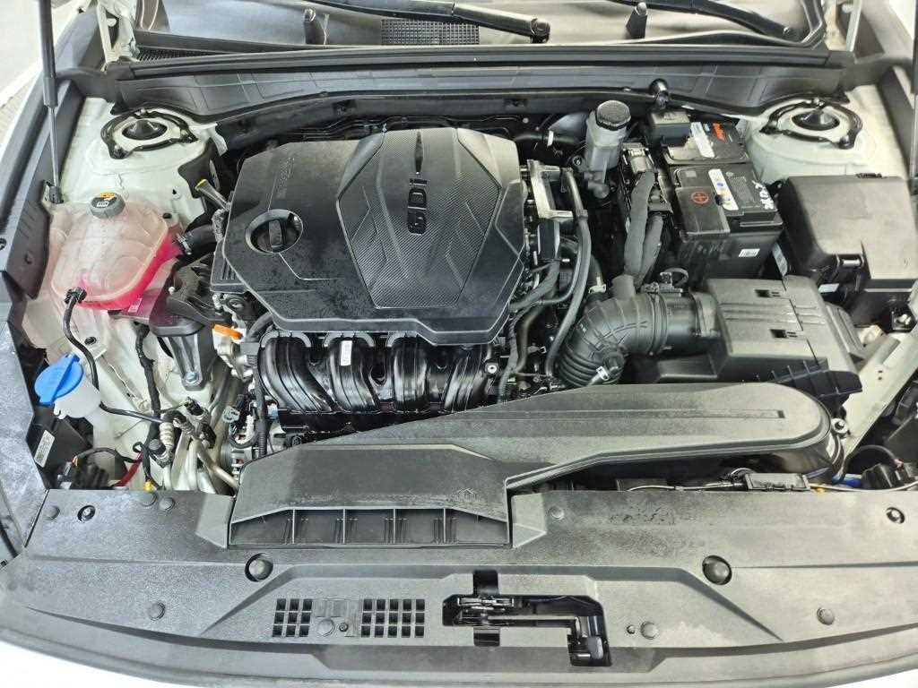 KIA K8 - Vista 5
