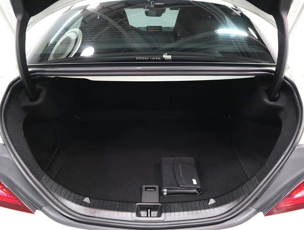 Mercedes Benz CLA Class 2017 Blanco - Importación desde Corea - HF Imports Iquique - Foto 18