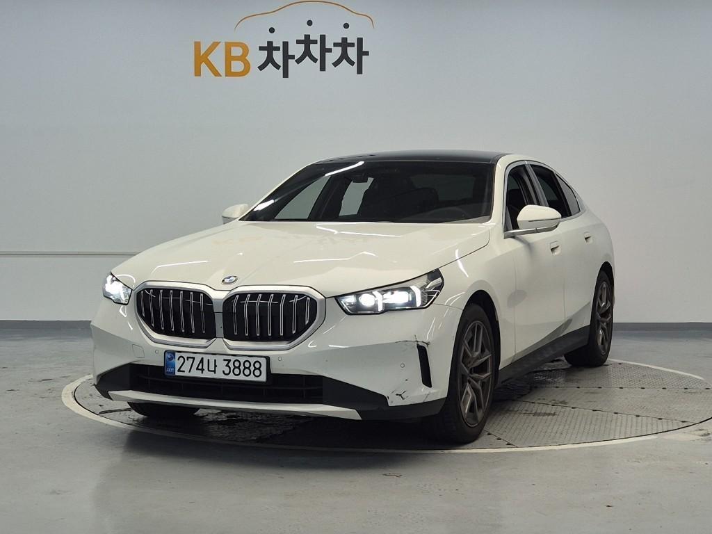 BMW 5 Series 2025 Blanco - Importación desde Corea - HF Imports Iquique - Foto 1