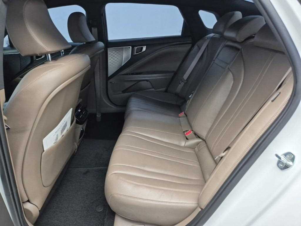 KIA K8 - Vista 12
