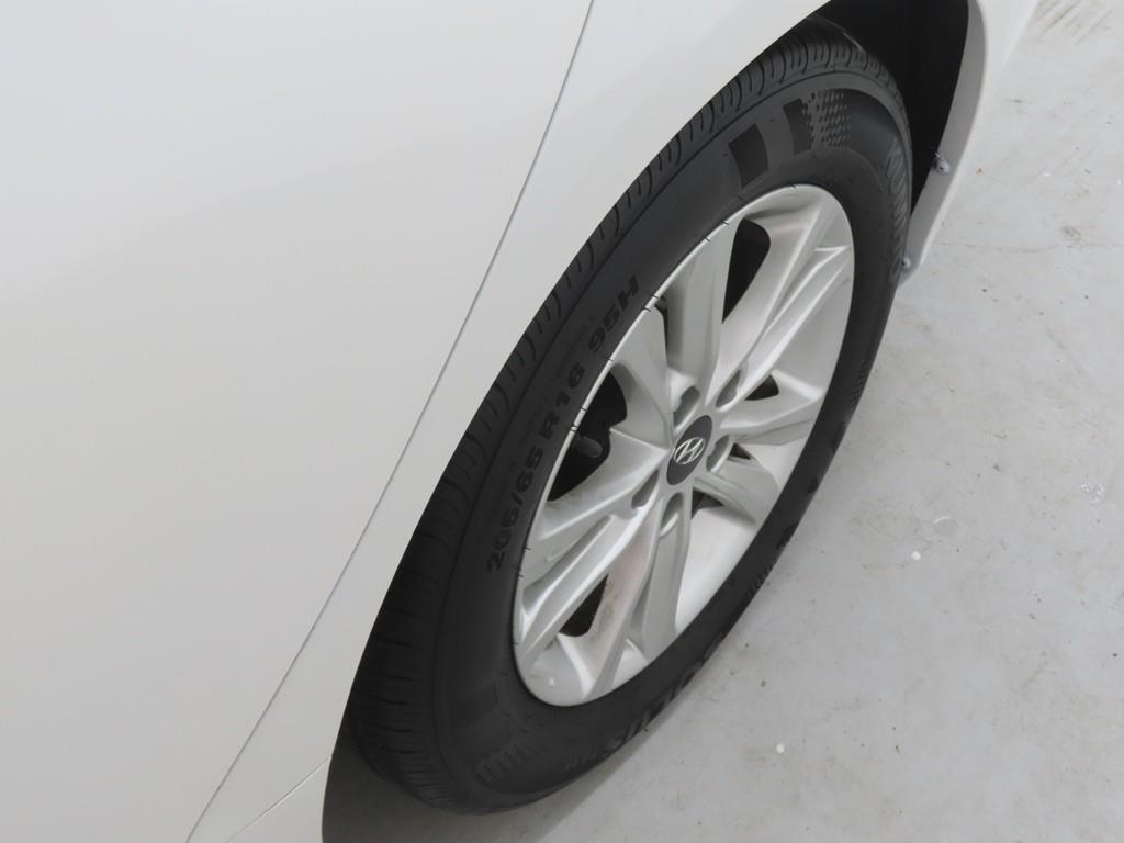 HYUNDAI Sonata 2011 Blanco - Importación desde Corea - HF Imports Iquique - Foto 19