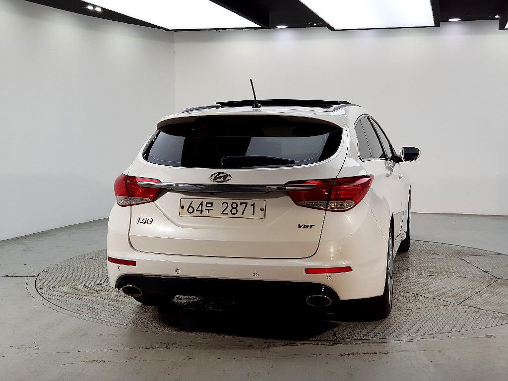 HYUNDAI i40 - Vista 3