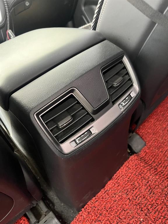 Ssangyong Rexton - Vista 9