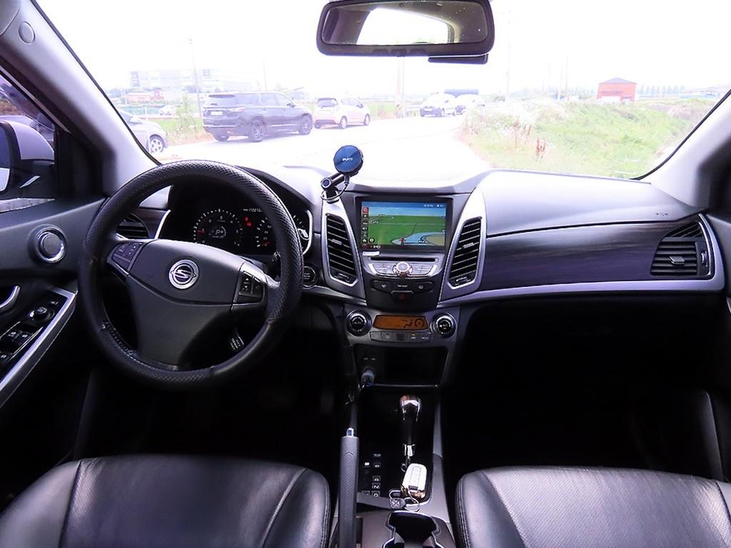 Ssangyong Korando - Vista 9