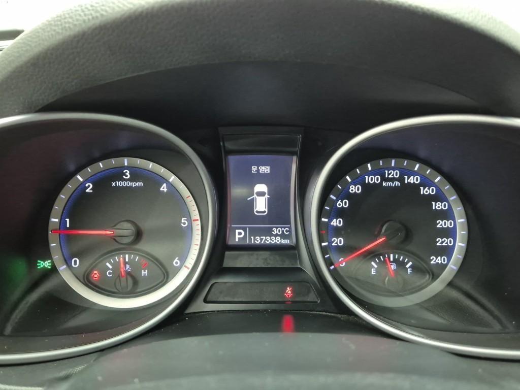HYUNDAI Santa Fe - Vista 6