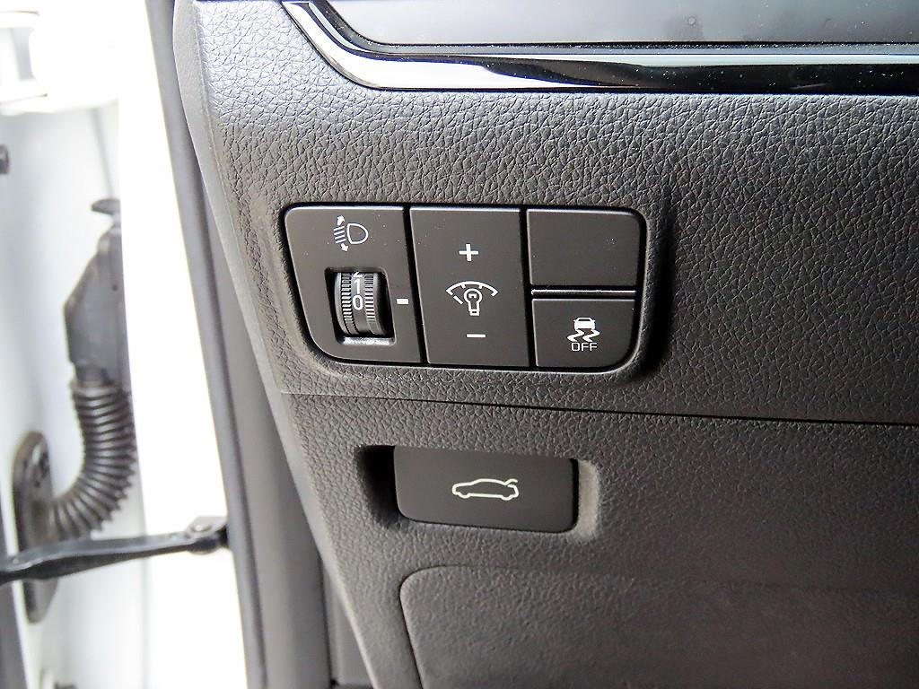 KIA K5 - Vista 12