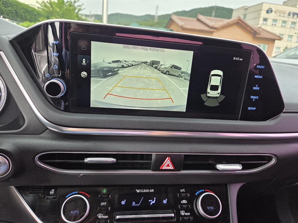 HYUNDAI Sonata - Vista 10