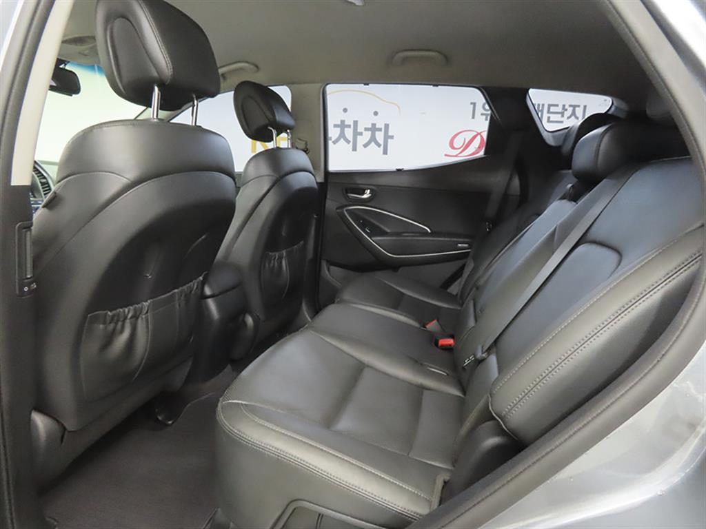HYUNDAI Santa Fe - Vista 5