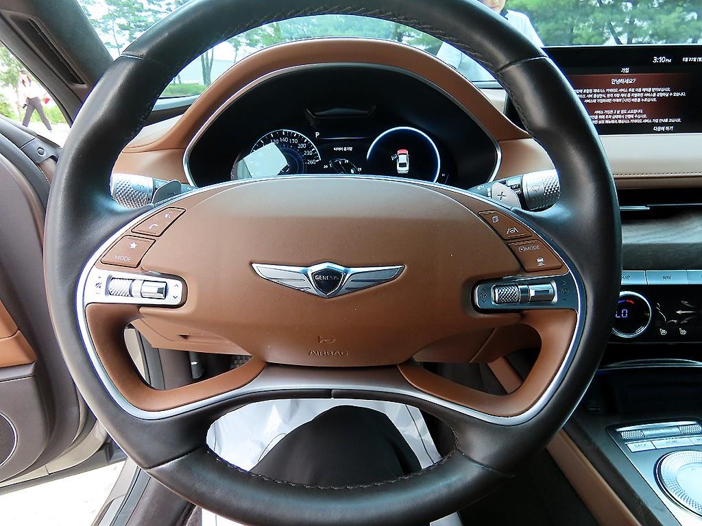 Genesis G80 - Vista 8