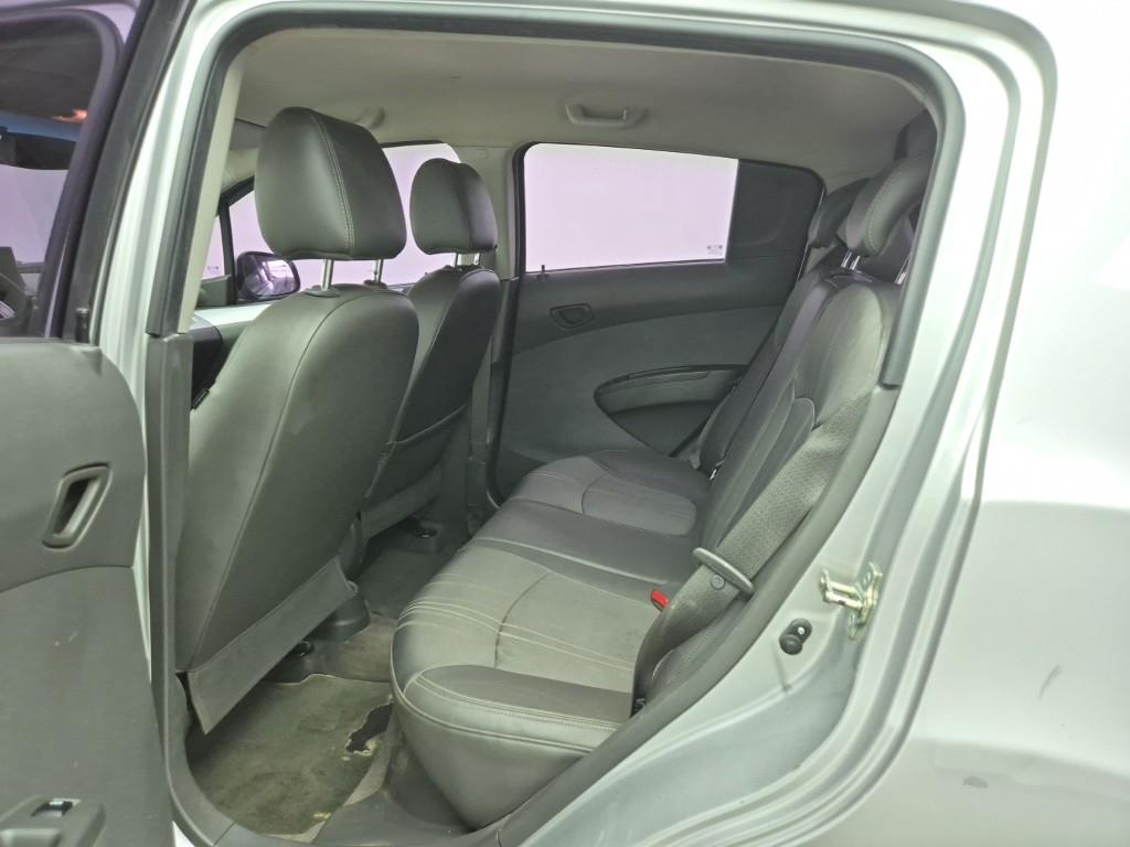 Chevrolet Spark - Vista 12