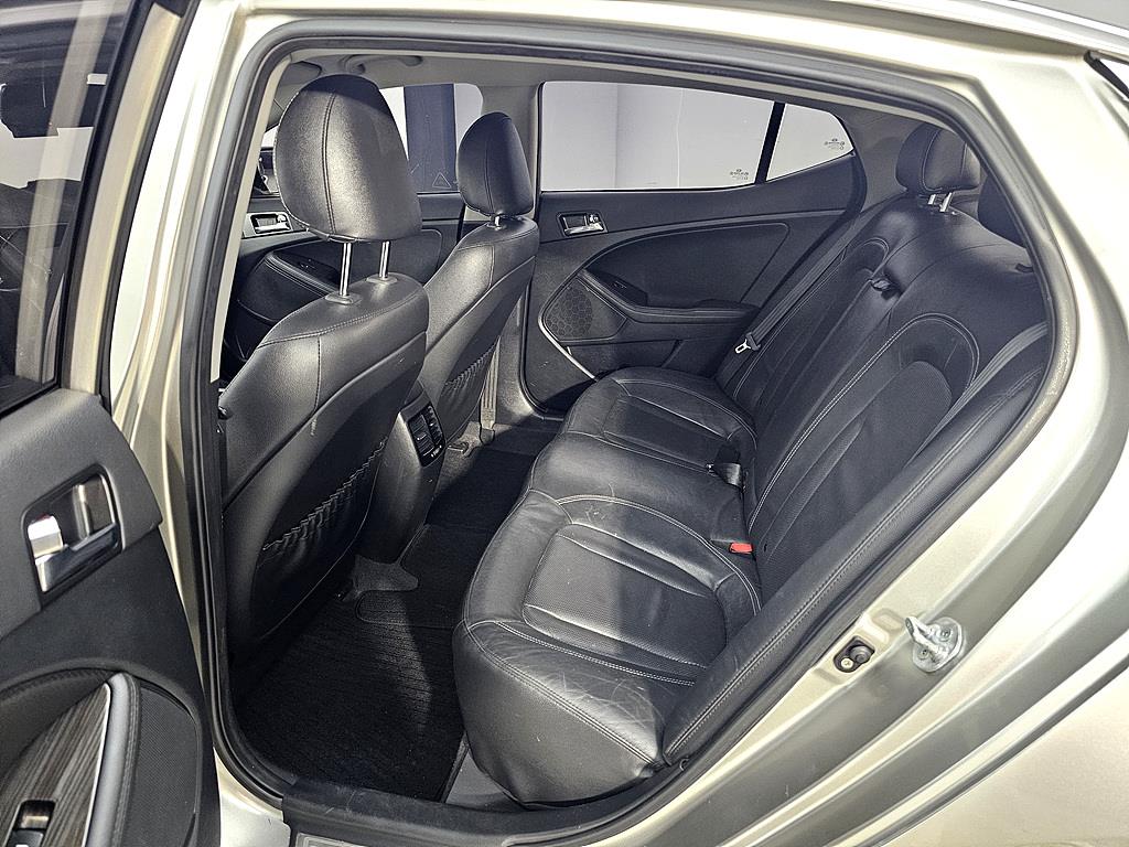 KIA K5 - Vista 8