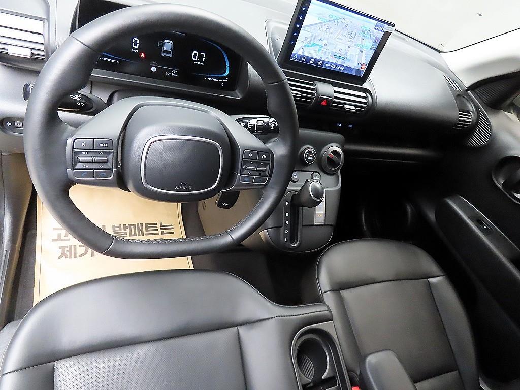 HYUNDAI Casper - Vista 7