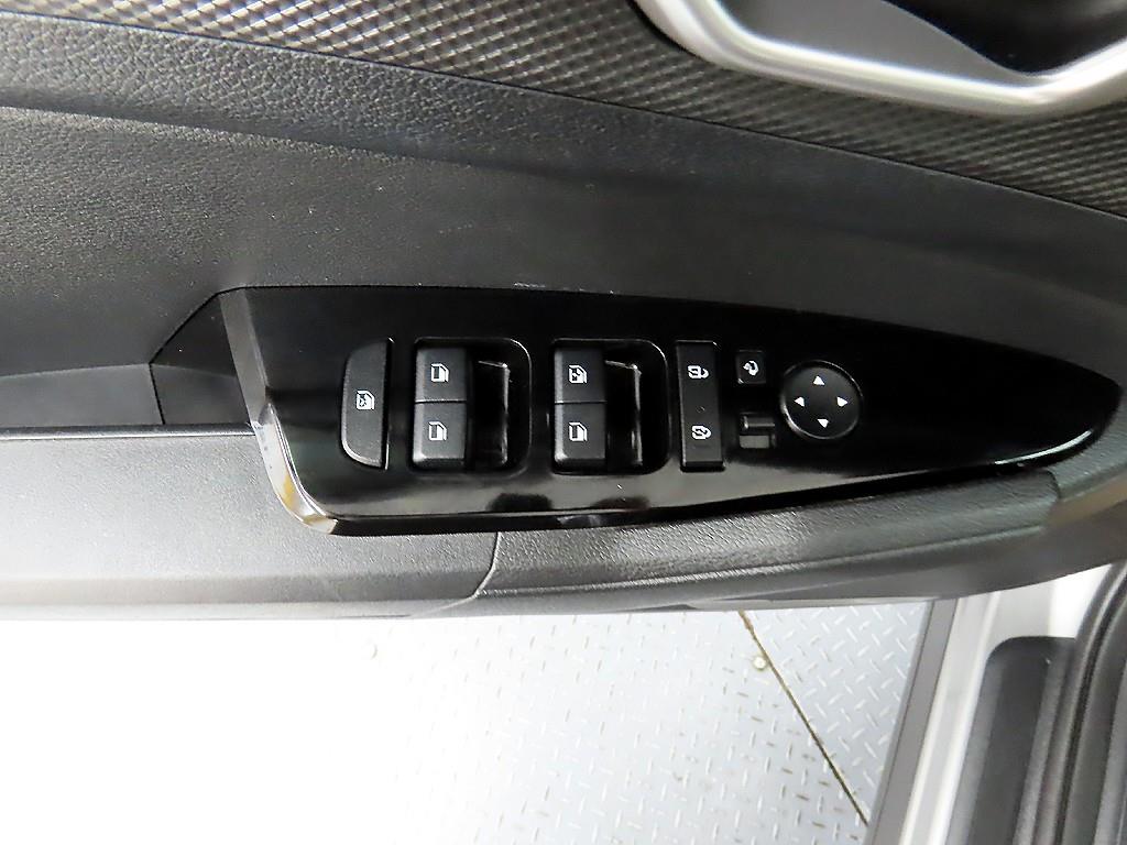 KIA Sportage - Vista 11