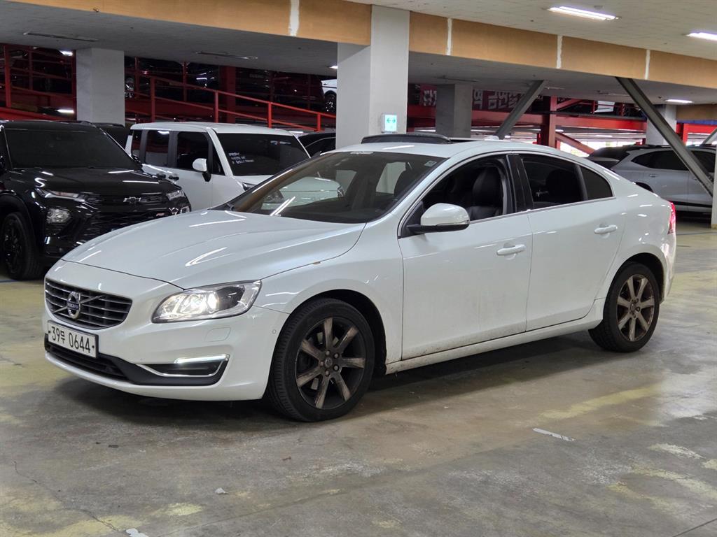 Volvo S60 2015 Blanco - Importación desde Corea - HF Imports Iquique - Foto 1