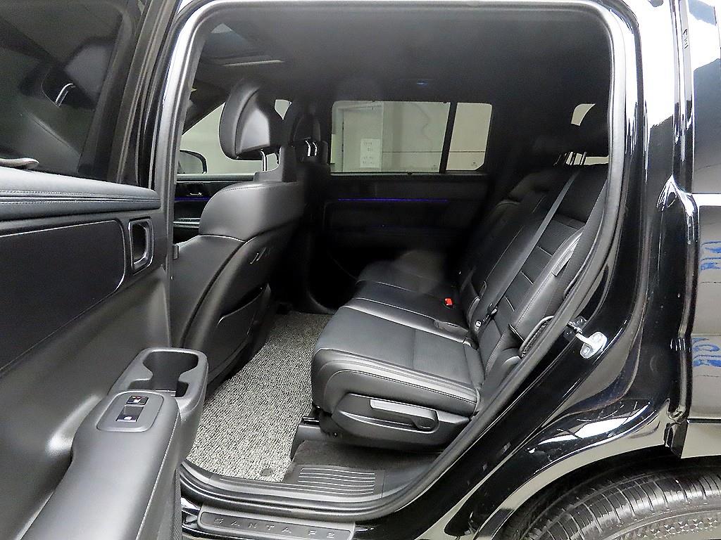 HYUNDAI Santa Fe - Vista 6