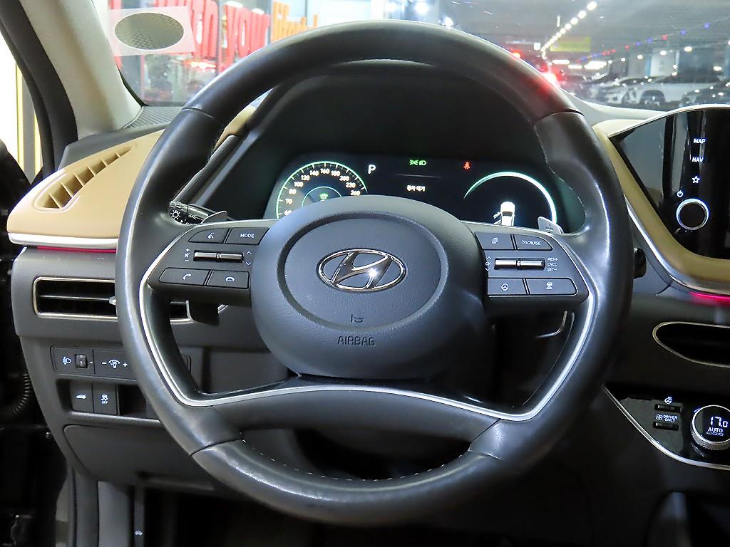 HYUNDAI Sonata - Vista 8
