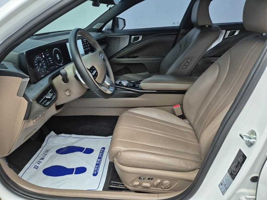 KIA K8 - Vista 11