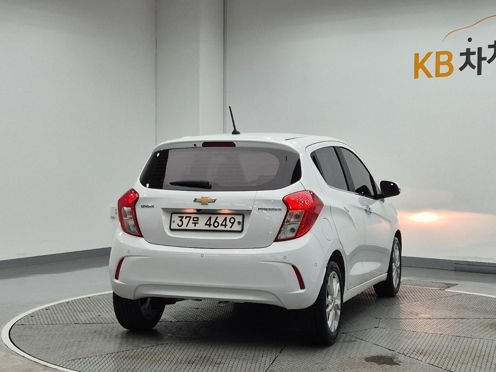 Chevrolet Spark - Vista 3