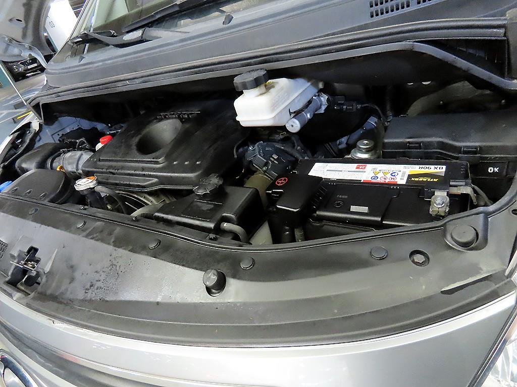 HYUNDAI Starex 2016 Plateado - Importación desde Corea - HF Imports Iquique - Foto 19