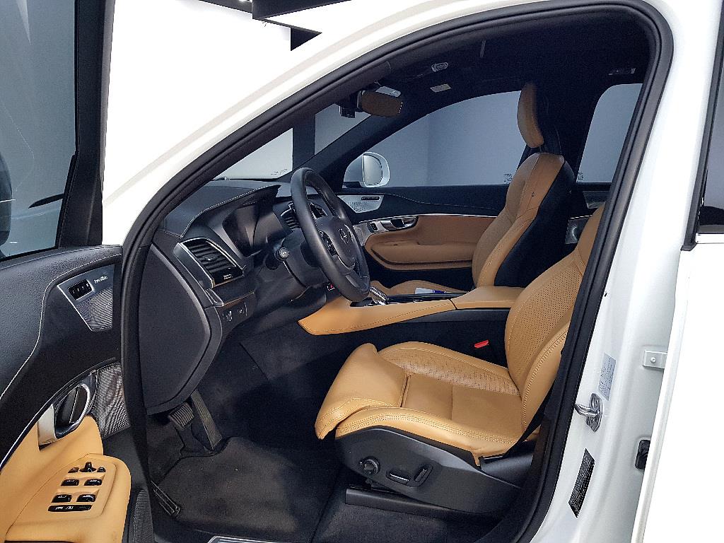 Volvo XC90 - Vista 8